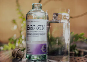 Destillerivising & Ginprovning Ego Distillers för två